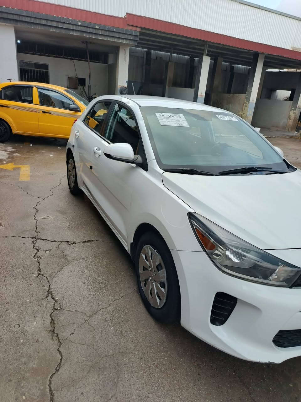 كيا ريو 2020 ماشي 113كيلو مو ميل ضرر تبديل بونيد بدون داخل كير اي تي مكينه 16 دوش سنويه جديده  السعر 115 ومجال *********** خاص مجاوب
