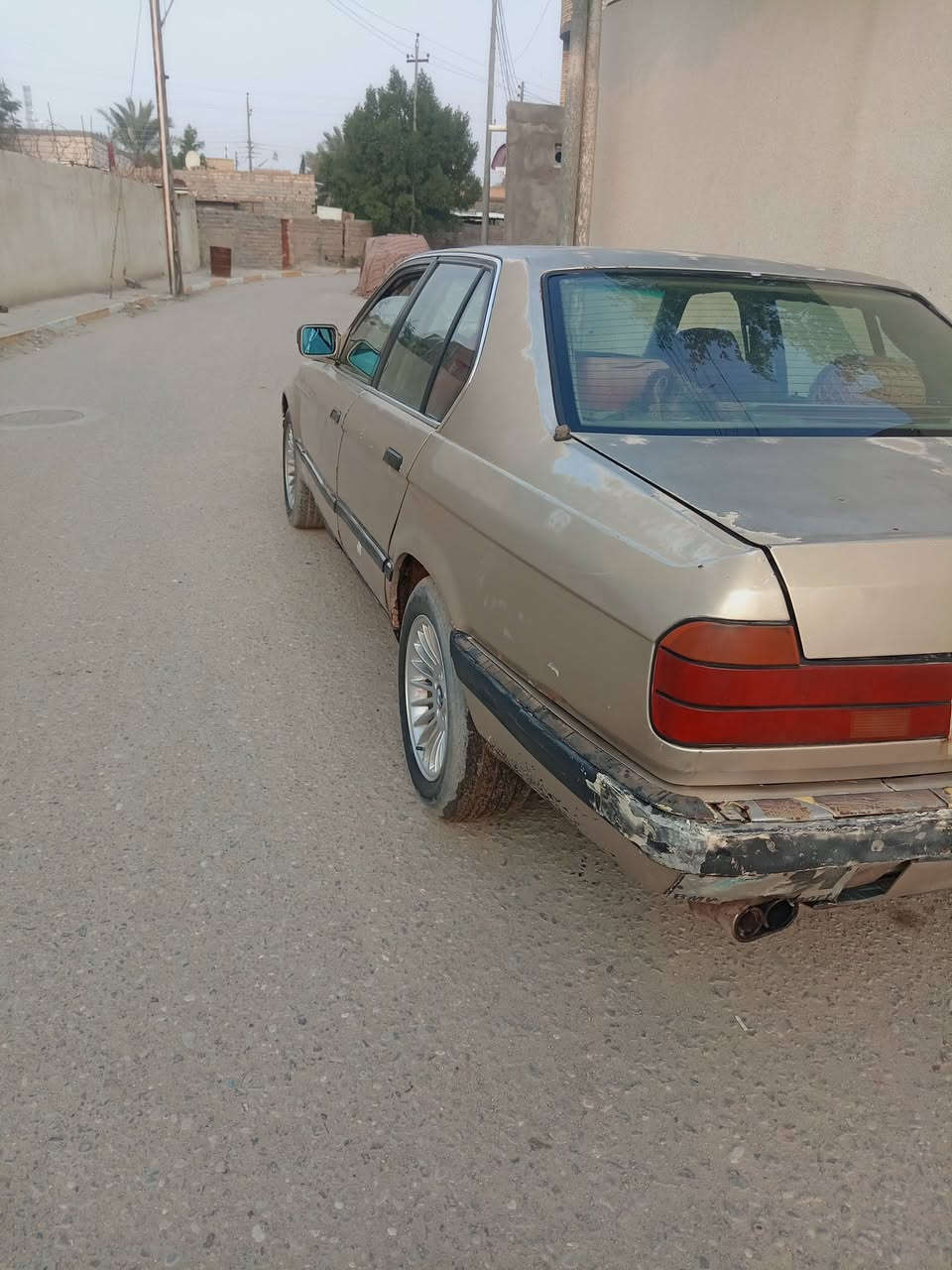 لبيع بي ام 735 مكفوله من كصه ونقل جثه رقم بغداد مشروع وطني سنويه لغايت 2027 ابوسنويه يمي مكينه او كير 3000 خير من الله حداد تبريد تخم تاير كهربيات كله شغال سعر 26 بصره قضاء مدينه ***********
