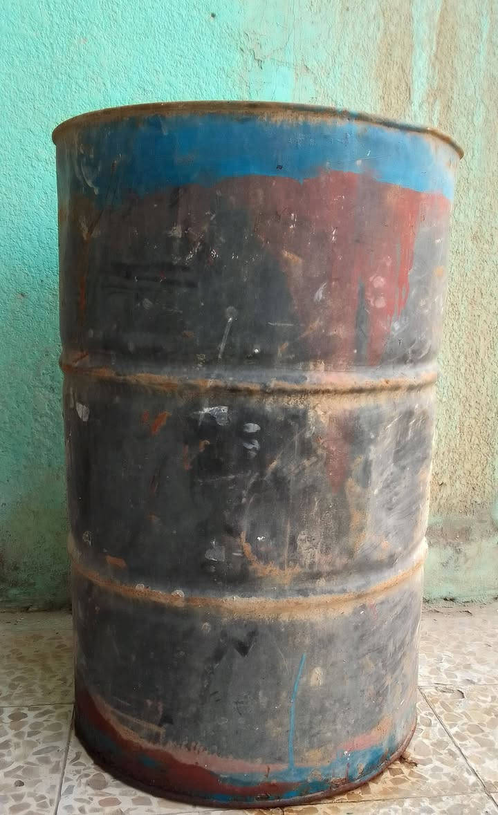 غراض للبيع


**إذا كنت صاحب هذا الإعلان وتريد حذفه لأي سبب، رجاءا أرسل رسالة إلى الدعم الفني**