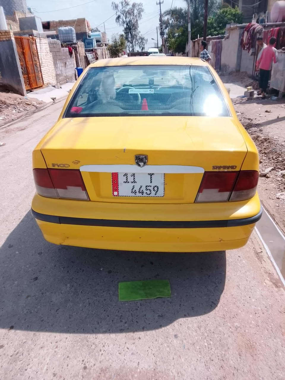 سلام عليكم سمند للبيع موديل 10كير مكينه تبريد تخم تاير دوشمه السياره جاهزه 
بيها باب السايق مصبوق وبيها مكانات صبغ بسيطه رقم بغداد نكليزي تحويل مصفره من كلشي السعر 32وبيها مجال مكان بغداد حسينه مال معامل ***********
