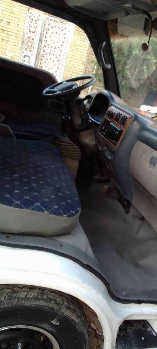 سلام عليكم كيه للبيع موديل 2001سياره مصبوغ جماليه مكينه مكفول وكير واكسل كفاله رقم بغداد سعر 70مكان بغداد حي لبتول قرب جسر لفرنسي رقم الهاتف ***********
