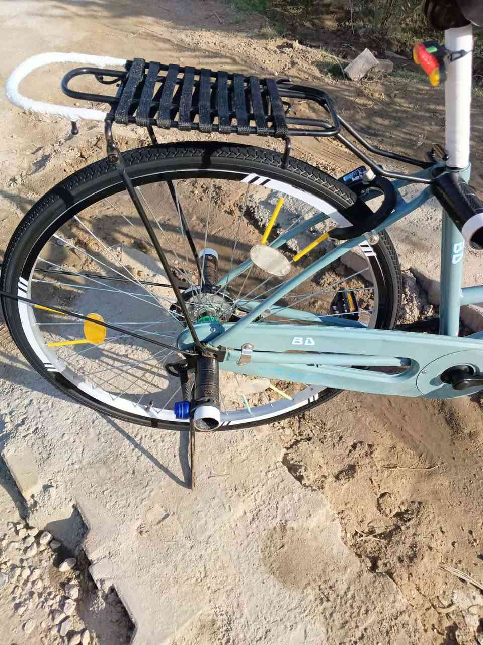 السلام عليكم باسكل للبيع مديل 2022 شركت بي دي لون اسمنتي مكان عله طريق كربلاء عمود 872 💁🏽‍♀️السعر 160 اوبي مجال اوهاذه الرقم ***********والشراي بلخدمه 💁🏽‍♀️🔕
