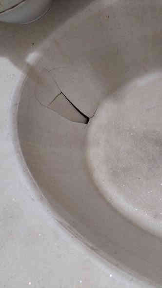 كاونتر المنيوم سوكي
مترين وملحق وسنكي متر و٢٠
سعره ١٥٠ وبي مجال قليل
مرمر صناعي وبي كسر من داخل الحوض والكاونتر الارضي نازل من النص يتصلح عادي *********** عنوان بابل ابو غرق
