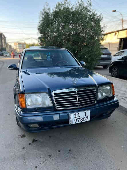 مارسدس دب موديل ٩٢
السعر ٩٥ 
مكان بغداد 
***********
