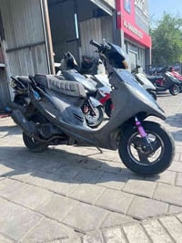 ماكس عدله للبيع دراجه. صارلهه ١٥ يوم من نازله من رمبه  ومتوازي عله بيع...