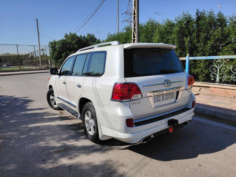 السلام عليكم
لاندكروز 2012
السعر 320 $ وبي مجال

ماشيه 175
محرك جيد
تبريد
كشن كهرباء
فور ويل
جلد
رقم وسنويه جديد
6 سلندر
بأسمي
كوت مركز المدينه
***********
ابو حيدر دهل اوران, واسط
