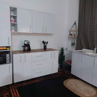 دولاب • للبيع