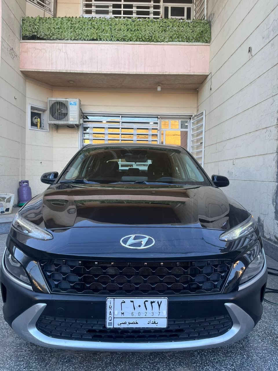 السلام عليكم
هونداي كونا 
2022
وارد أمريكي 
بدون ايرباك بدون دواخل 
حادثها سرقه البنيد والجاملغ الأمامي الأيسر وثنينهم موجودات ب داخل السياره الجاملغ نفس أللون والبنيد مصبوغ فقط 
مواصفات عاديه 
ماشيه : 63km
السعر: 138$ وبيها مجال بسيط
المكان : بغداد العامريه او اليرموك 
للاستفسار : ***********
بهاء ابو علي

