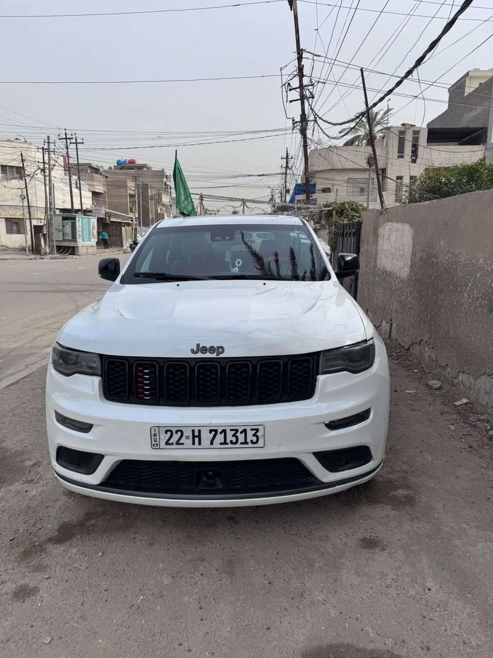 سلام عليكم جيب 🚙 Sسياره فول 2020 رقم اربيل هزه جديده تحويل مباشر ماشيه 110 سياره بنراما  مواصفات مزوعه مواصفات رادارات خلفيه اماميه حساسات ايضاً كشنات كهرباء حزن ميموري ام الرادر  محرك 5.7 سياره طگ سليفون حادثها ربع البنيد والجاملغ ربع البنيد صبغ والجاملغ والباب بدون دواخل بدون شواصي بدون لغود عنوان بغداد السعر 235 وبيه مجال بسيط جدا مكان سياره بغداد المشتل ***********
