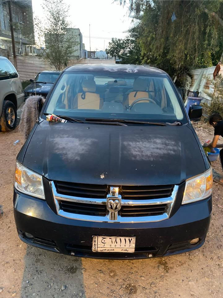 سلام عليكم 
دوج كرفان ٢٠٠٨ 
محرك ٣٨٠٠
تبريد ٣ قطع منضومه جديده مال ٢٠١٨
بيبان كهرباء ⚡️ وفرس بل سقف جنطه عاديه كراسي سياحي بلع كشن السايق كهرباء
تخم تاير جديد صدره نضيف مكينه وكير خير من الله 
حادثه جاملغ الامامي الايمن والباب الايمن وبيه طخه بل جاملغ الخلفي الايمن 
مصبوغه حزام السياره 
وقماره جارده وبنيد جارد 
سعره ٩٥
*********** 
***********
