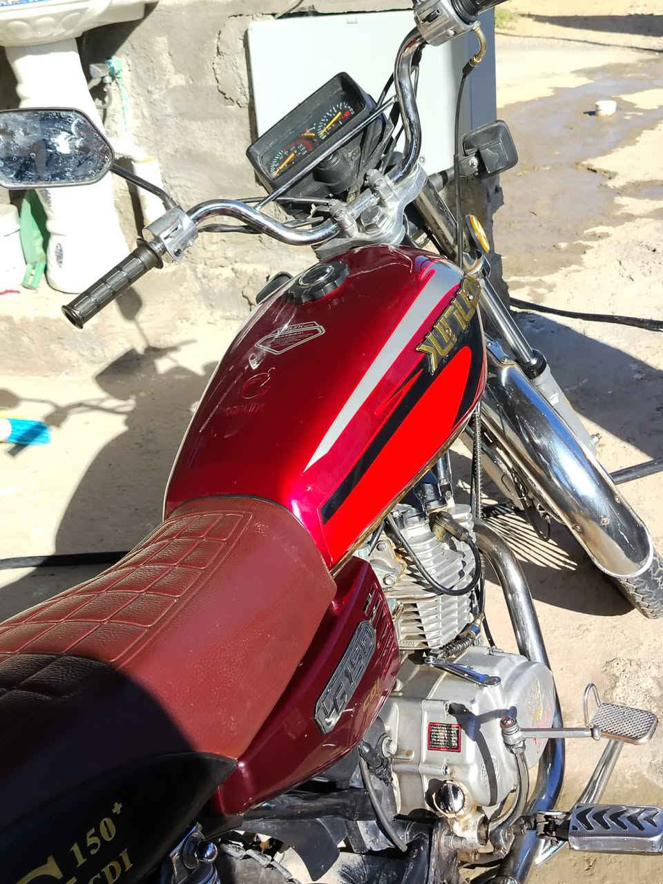 سلام عليكم تايكر ٢٠٢٠ وزن ثقيل تحريكه نشاط فول نار وايرمنيه لايت سكن اشارة تشتغل مكينه خرسه شرط ماطور يخبل الله شاهد مكان حمدانية السعر ٤٠٠ وبي مجال مكلف بنشر اتصل على هاذا الرقم ***********
