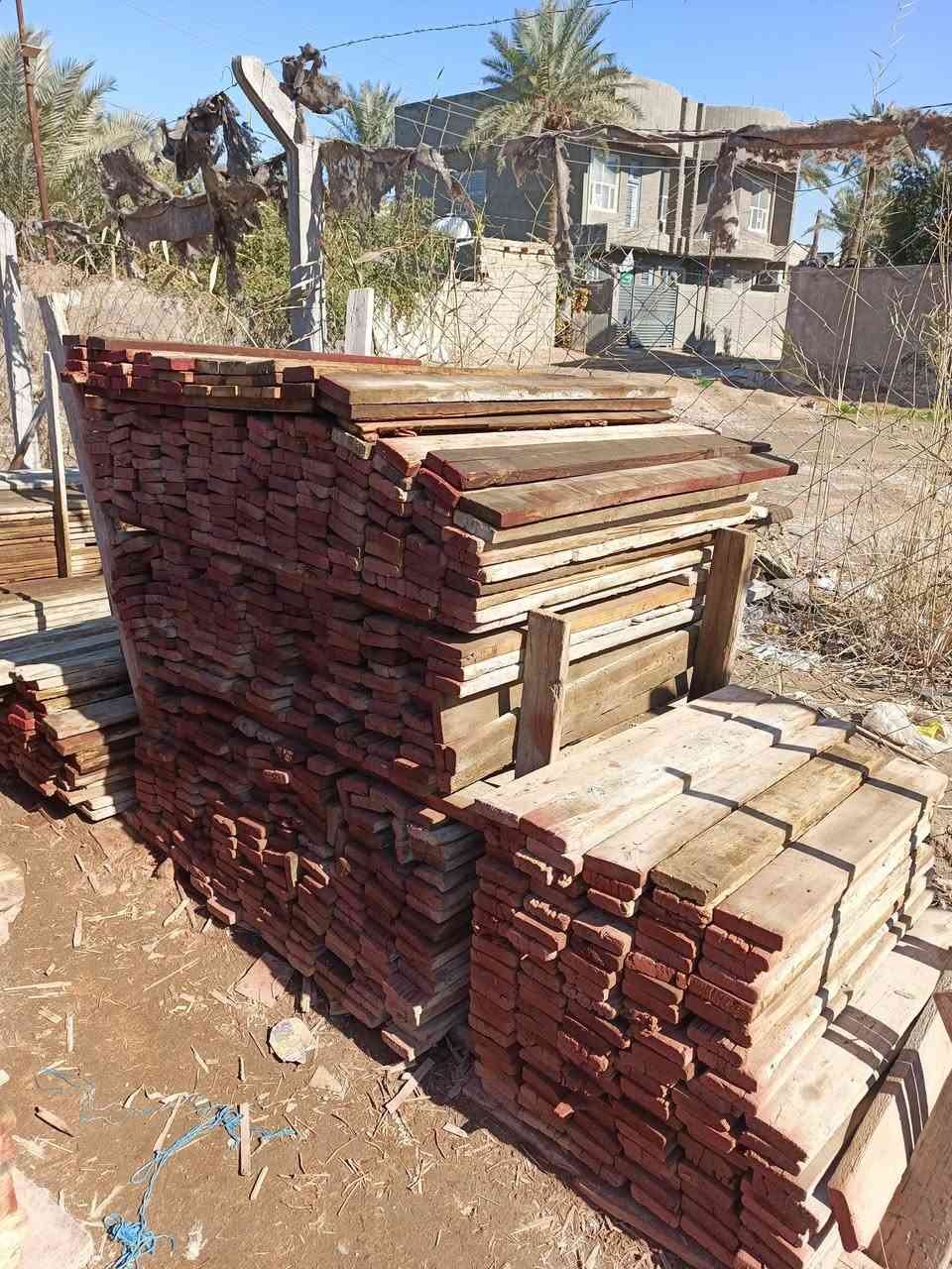 لوح 4متر3متر1متر للبيع مكاني حلة مركز المدينة للاستفسار ***********
