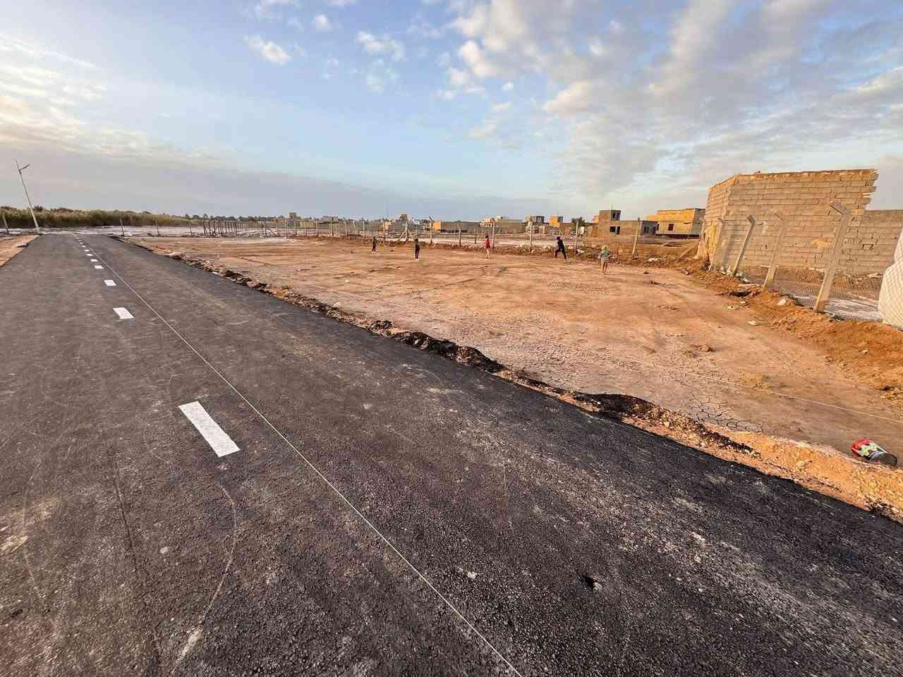 قطع ارضي مساحه 200م موقع جدا راقي وخدمات كامله ماء 💧 كهرباء ⚡️ تبليط 🚧 اناره سند 25 تحويل مباشر
(الموقع المعاره شارع الصوره قرب الحسنيه ) 
سعر جدا مناسب 🔥
____________________________________
الاستفسار الاتصال او مراجعه حيدر السلطاني
للعقارات للبيع والشراء الكائن 
شارع البطاوي قرب عارضه المزاد 
☎️ ‭٠٧٨٥ ١٢٧ ٤١٩٩‬
