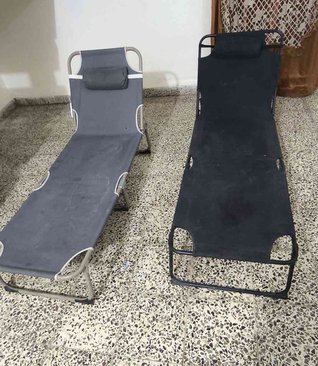 سلام عليكم 
جرابي عدد اربعه للبيع كلشي مابيهن  ويطبكن كلش حلوات 
 تفيد ال عسكري او الي يطلع سفرات دائماً كلشي تفيد 
بس هذني ثنين اثر مطر مي مطر صار عليهن   وليس مستعمل سعر وحده 15 قفل وين الي يدور منهن


**إذا كنت صاحب هذا الإعلان وتريد حذفه لأي سبب، رجاءا أرسل رسالة إلى الدعم الفني**