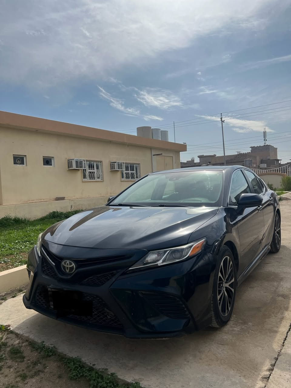 كامري ٢٠١٩ se 
ماشيه ١٣٥ الف كم 
شاشه كبيره تدعم كاربلي 
كامره خلفيه رادار امامي 
شفتات ستيرن 
تحديد مسار 
تثبيت سرعه 
شاشة اعطال 
كشنات جلد 
كير ومحرك شرط 
تبريد شرط 
سياره بيها قطعه وحده بدون دواخل جاملغ خلفي فقط 
بدون دواخل 
ايرباكات سليمه 
رقم اربيل هزه جديده سنويه جديده 
السعر تفضل خاص 
او على واتس *********** 
مكان السياره موصل
