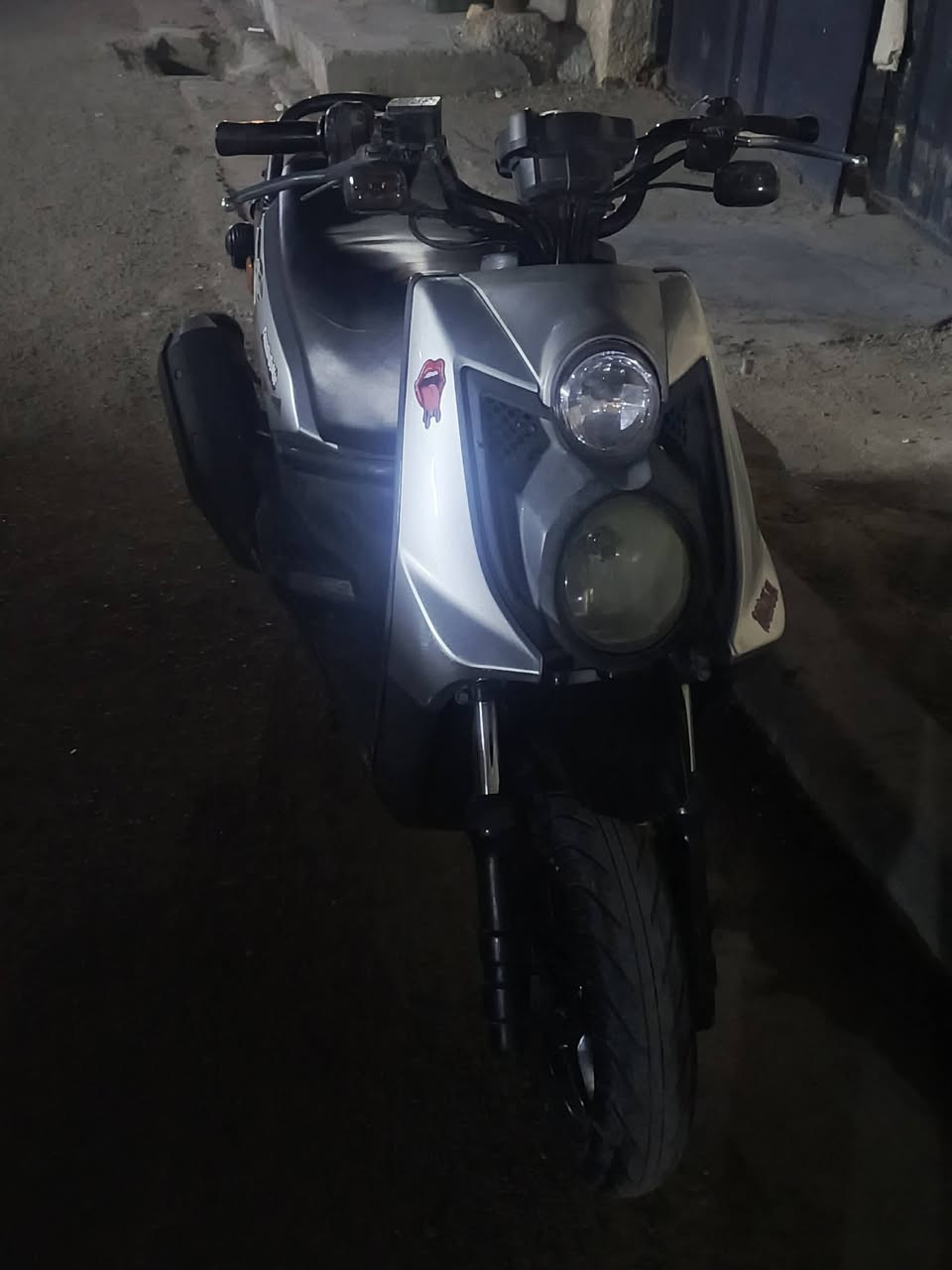 سلام عليكم سكنز جبلي 2015كفالة عامة من كلشي اجيب فيتر وياك يفحص السعر واحد و ٢٠٠ وبيهة مجال حك الجية بغداد رئاسة الكمالة ***********
