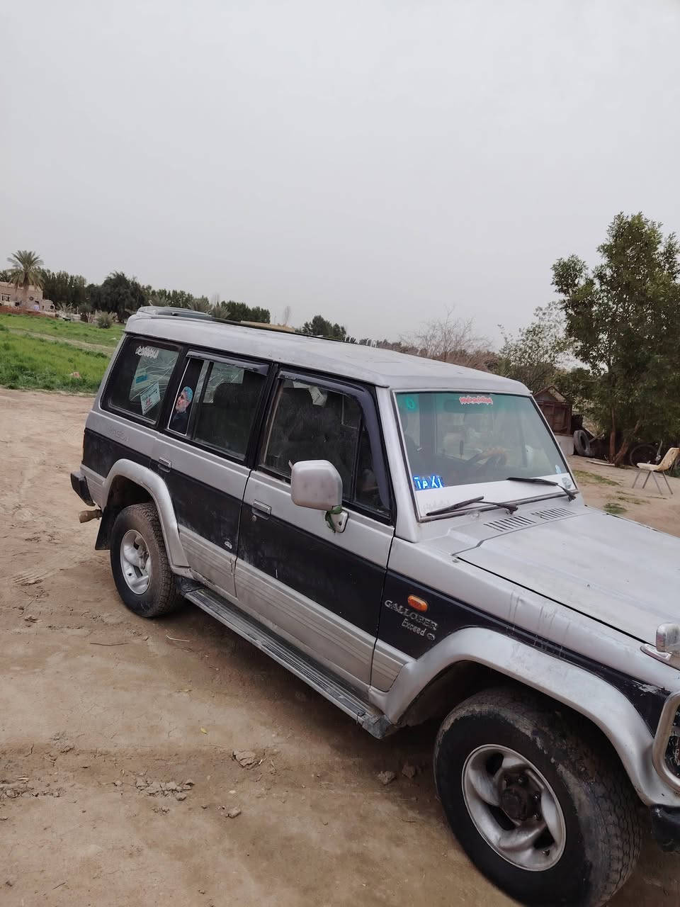 السلام عليكم كالوبر 93 محرك بطكه اوتو  ثنين ونص رقم بغداد انكليزي حداديه جديد تايرات انضاف مكاني الحمزه الغربي رقمي *********** السعر 35 وبيها مجال
