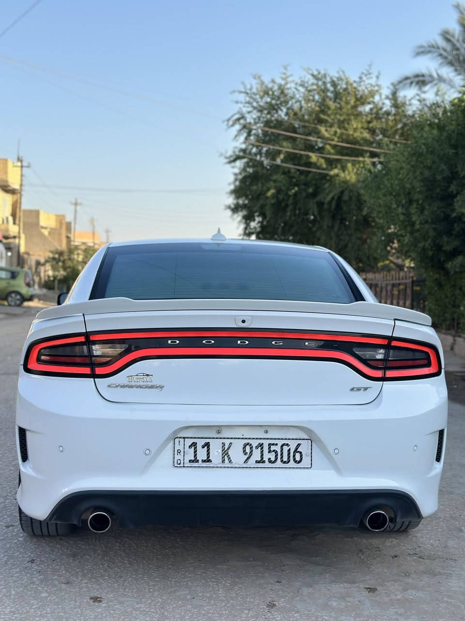 مراوس او بيع حسب القناعه
دخول جديد دوج جارجر امريكيgt.
 الموديل .2023 اصل 

             (الاصدار الاخيرررر)

              اللون . ابيض

المسافة المقطوعة78 km فقط وضع الوكالة
حجم المحرك 3600

(حادث السيارة خفيف جدا بدون ايرباك صور الحادث مرفقه مع المنشور.)
مواصفات السيارة ..
-كامرة خلفية دوارة HD
-لايتات زنون وكالة
-تشغيل عن بعد 
-كشنات حضن مع تحكم كهرباء
-حساس خلفي
- بلوجكترات زنون لد امامي 
-شاشة كبيره مع نضام GPS
-مري جانبية هيتر مع عاكس الضوء
-نضام USB- كامل 
-تبريد قطعتين
-بصمة ابواب 
رقم بغداد ب اسمي شخصيا
السعر.270 وبيها مجال
مكان السيارة بابل. 

اي استفسار الاتصال. متوفر واتساب 

*********** واتساب
 ***********
