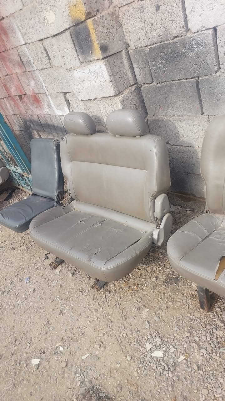 كشنات بريجو منغولي .للبيع
المكان بغداد المعامل .السعر ٣٥٠ وبيهن مجال قليل  
للستفسار .***********
