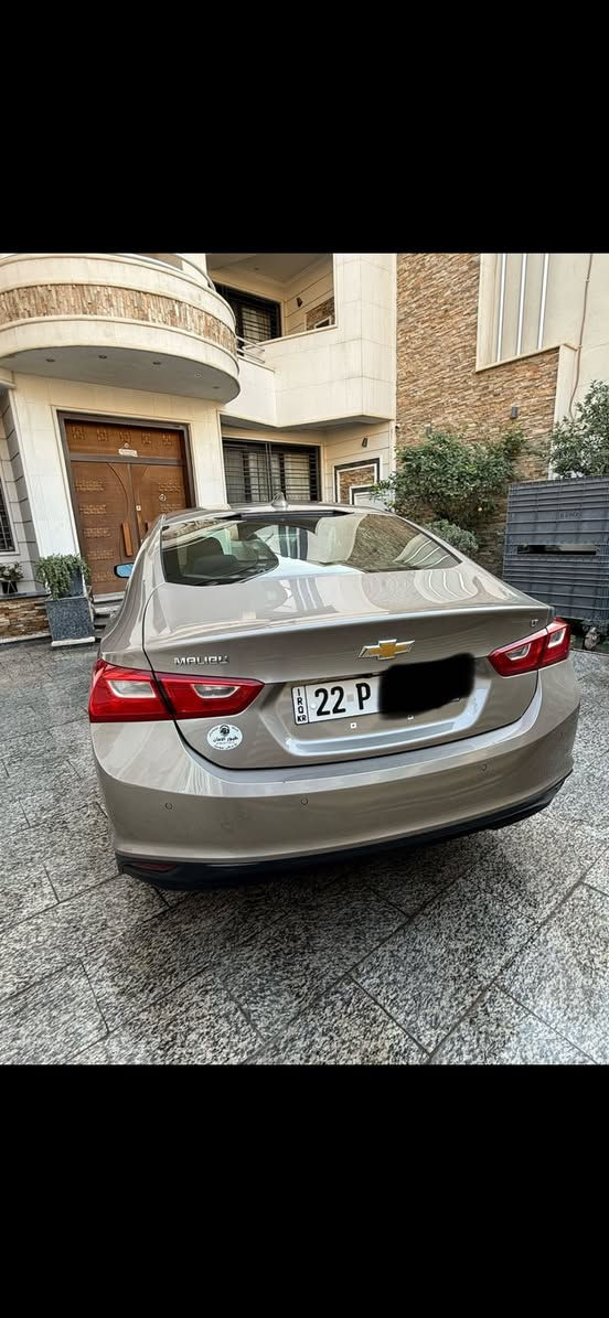 السلام عليكم
ماليبو 2024 LT 
بجم كبس مبدل فقط باب بصف سائق 

بنوراما 
كشنات تدفئة 
هاندبريك دكمه 
حساس امامي خلفي 
رادار 
كاميرا خلفيه 
كشنات كهرباء 
بصمة 
تبريد قطعتين 
شاشة ابل كاربلاي واير ليس 
تبريد ثلج
نعومة 
محرك 1500 توربو 
ماشية 43 الف كيلو فقط وليس ميل
دهن كله أدير ايسي ديلكو 
وبنزين كله محسن 
سيارة خير من الله واقتصادية ورفاهية وشلعه 

مكاني بغداد السيدية 
رقم أربيل يعني أنسى الغرامات تحويل ثاني يوم 
السعر اتصل
***********
