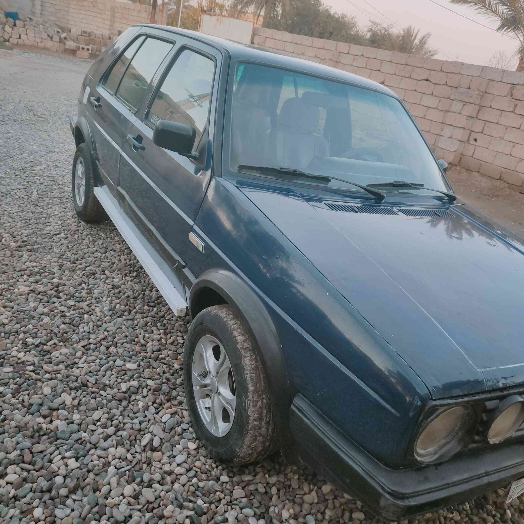 اسلام عليكم للبيع سياره گولف رقم الماني السعر 25وبيه مجال الشراي يتصل  ***********
