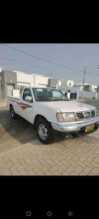 نیسان تاک  2002 ڕەقەم جنوب وەکالەتی لەگەڵە  گێڕو مەکینەو اکسلی بەشەر ت...