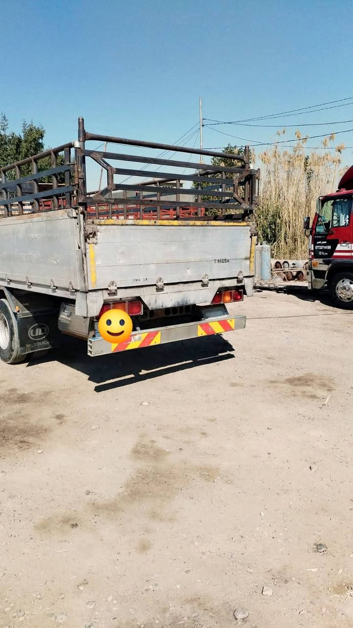 سلام عليكم سياره جاهزه لاتبخير لاصرف تخم تاير صفاحيات سبعين 
مكينه سبعين سوبر رقم الهاتف *********** مكان عزيزيه
