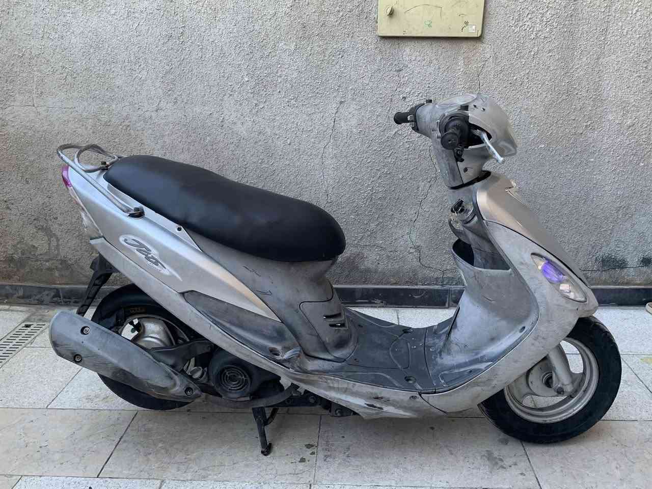 سلام عليكم ماكس للبيع برغي ممفتوح بلمكينه نكره سلف شلعه ومعدل مختمه السعر ٥٠٠ مكاني البياع ***********
