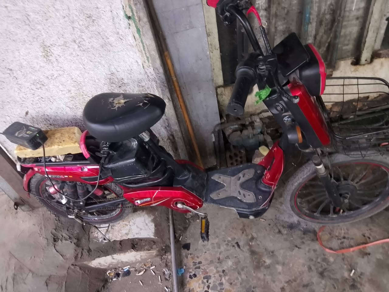 سلام عليكم دراجه شحن كلشي ما بيهه شغاله سعرهه200وبيهه مجال رقم الهاتف 0777198287
متواجد وتساب مكان بغداد حي العامل


**إذا كنت صاحب هذا الإعلان وتريد حذفه لأي سبب، رجاءا أرسل رسالة إلى الدعم الفني**