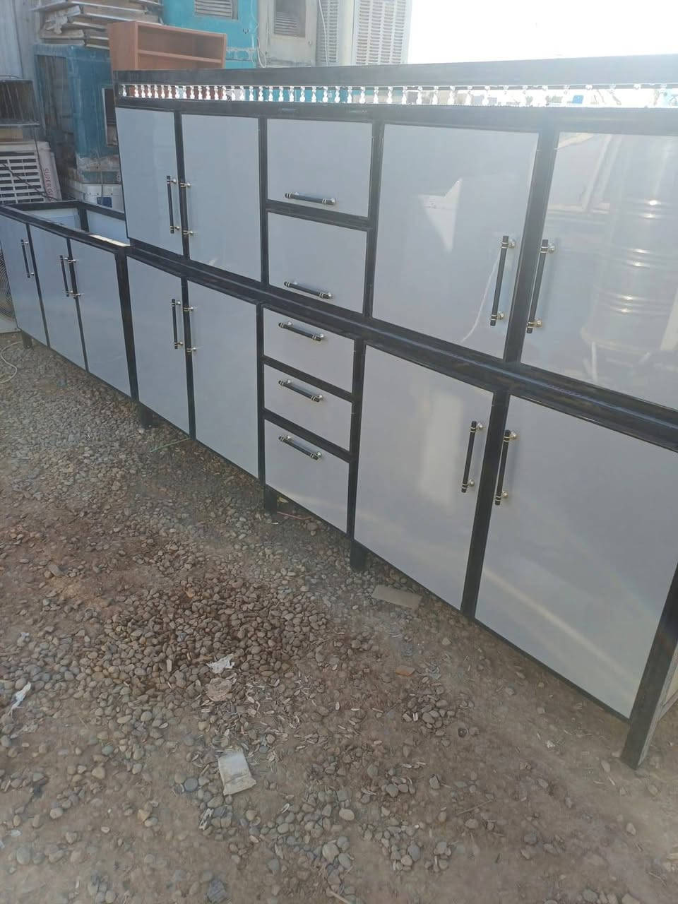 انواع الاثاث المنزلي للبيع والمراوس وبأسعار مناسبة للاستفسار راسل الصفحة او اتصل *********** واتساب
