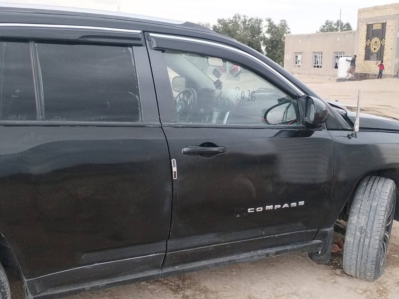 جيب كومباس 2016 شكل القديم سياره محتركه داواخل ومصلحه  مصبوغه عام سياره  محرك وكير مكفولات  لاكو مراوس اراوس خاص مفتوح


**إذا كنت صاحب هذا الإعلان وتريد حذفه لأي سبب، رجاءا أرسل رسالة إلى الدعم الفني**