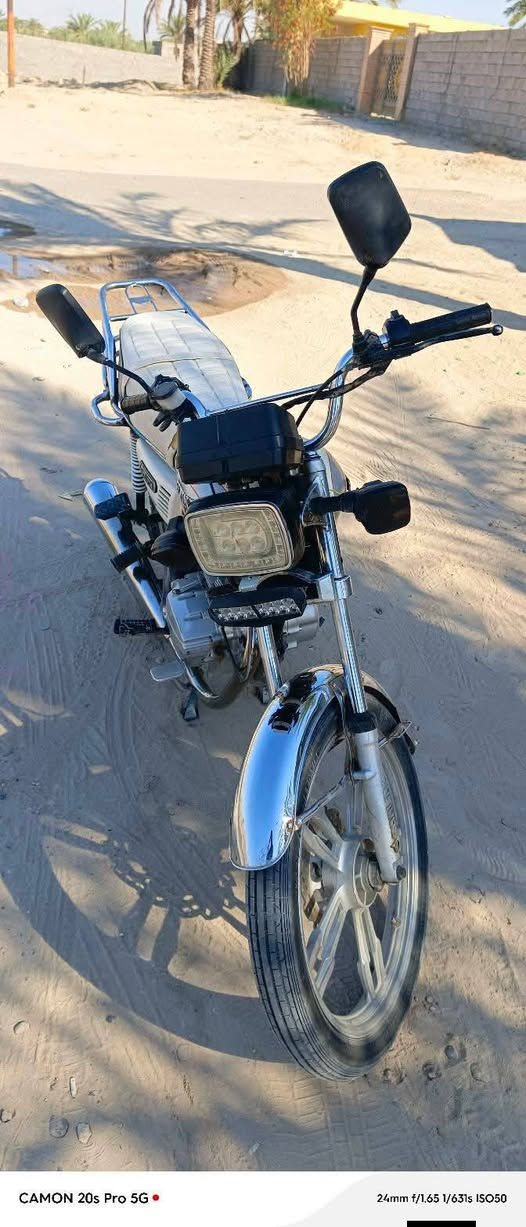دراجه للبيع سعر 450 بيه مجال ماموجود بس واتساب رقم و مخابره هذه رقم ***********
