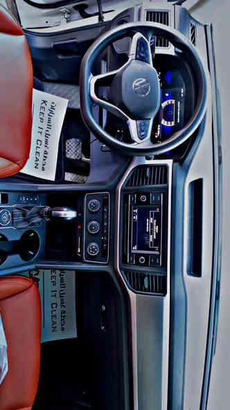 السلام عليكم فولكس-واكن -اطلس موديل (2023)رقم اربيل جديد ماشيه (48)  سياره محرك(2000)تيربو /رادار امامي خلفي تحكم ستيرن قياده ذاتيه كشانات جلد  (7راكب )الايت زينون سياره نظيفه استخدام بيت مكان سياره بغداد الاعلام بسمي 
ملاحظه( ضررر موجود بل منشور)
اتصال /*********** سيد حسن
