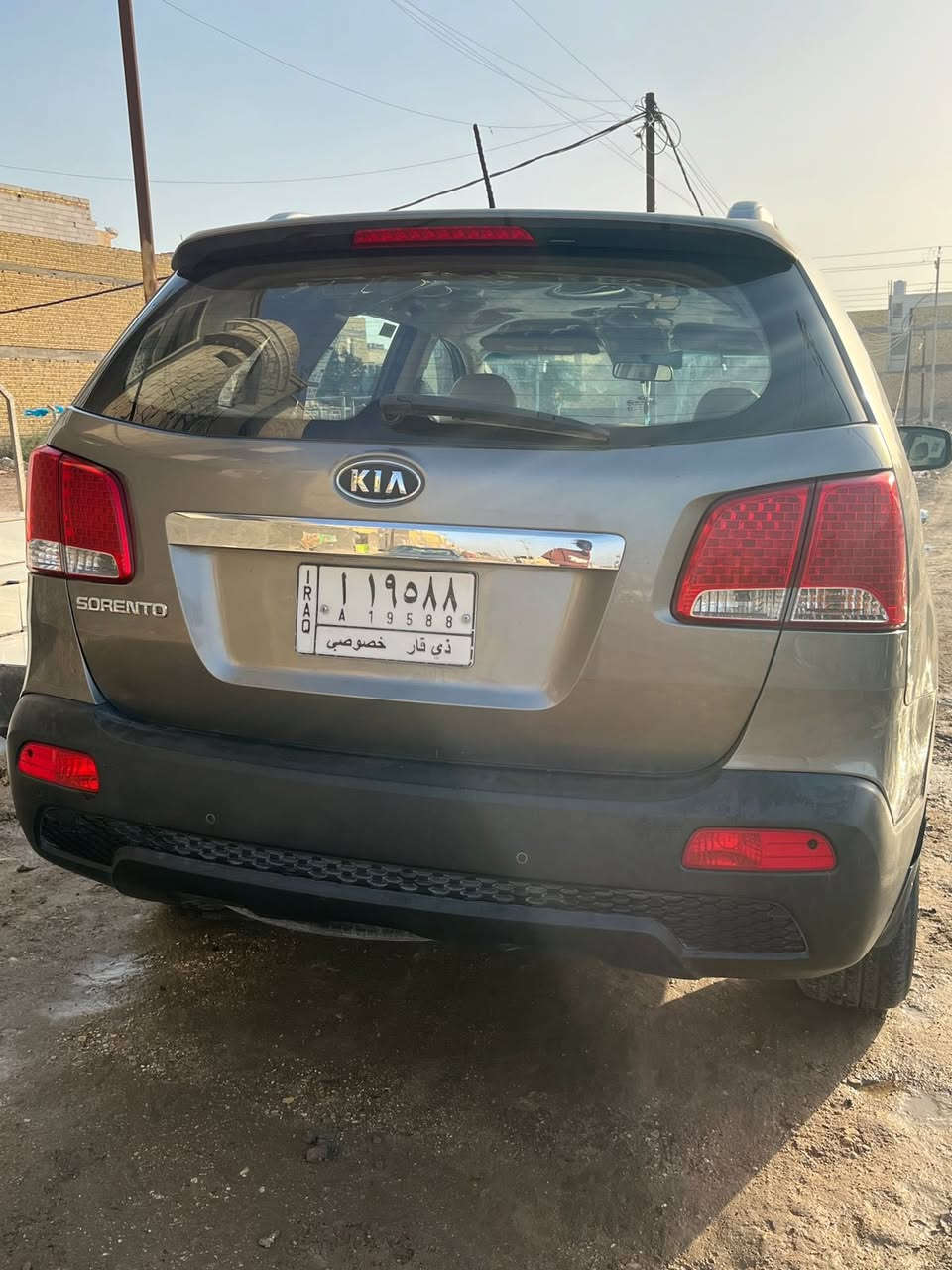 سياره سورنتو 2013 مكفوله من الضربه7راكب سياره حره تبريد ومكينه مكفوله رقم انكليزي السعر145رقم التلفون***********
