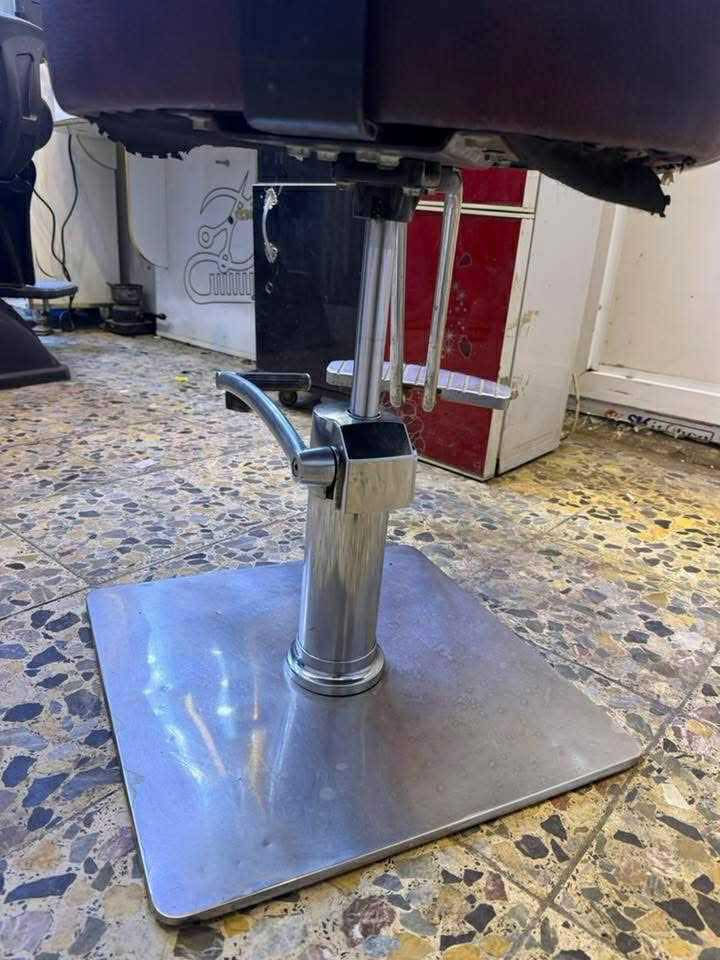 سلام عليكم هاذه الكرسي للبيع ب70 وبي مجال بسيط للشراي هاذه رقمي وتواصل ويايه ***********
