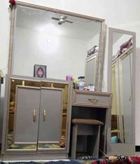 غرفة أخشاب • ١٠ قطع • كربلاء شارع طارق الخيكاني