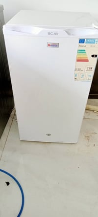 ثلاجه يونيفرسال مكتبي 60الف الرقم/07808342515