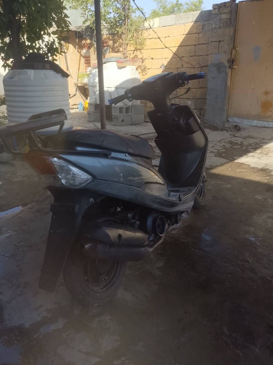 ماكس عدله للبيع 
مكينه ٤٩ خير من الله نكره سلف بكل وقت 
شلعه ومعدل شك الكاع
لا نضوح لا دخان لا صوت
كهربئيات شغاله عداد شغال والكصه مالته هي والمادزه موجوده
دراجه هواي مصروف عليه 
سلف وباتري وضفيره وكهربئيات وكابريتر وبنزات بريك جدد
مكان ديالى بعقوبه شارع نادي ديالى 
سعر 450 وبيها مجال المو شراي لا يتعبني 
تواصل خاص او اتصال ***********
