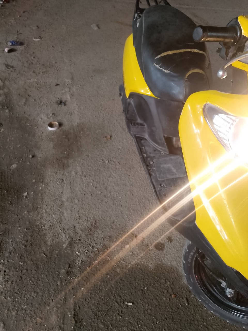 سلام عليكم درجه سبيسي ياباني ياباني كل شغال سلف هندر مكينه شالع معدال كهربيات شغال  وراق كامل مكاني بغداد الشعله سعر ٣٠٠الف وبي مجال ***********
