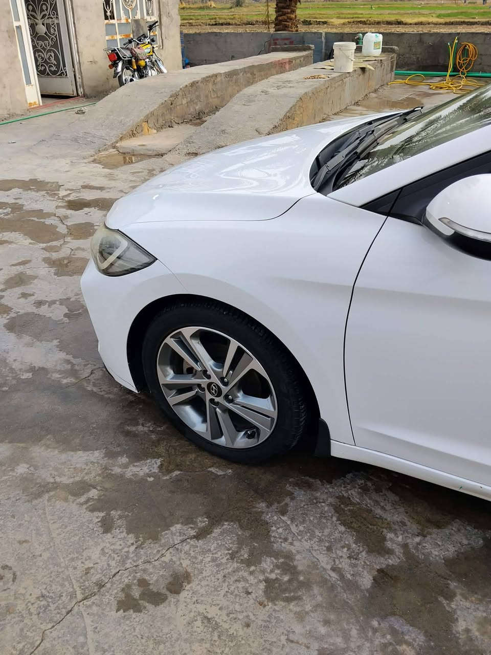 السلام عليكم النترا سوبر سبورت 2019 فول مواصفات عدا البصمه السيارات علا وضع الشركه كير محرك وحداديه شركه سونارها موجود بالمنشور طختين زغار كلش
ماشيه 108الف شرط الفحص 
رقم اربيل بسم شركه تريد تحويل تريد وكاله 
عنوان النجف ناحية الحيدرية السعر150وبيها مجال قليل حك الجيه 
للاستفسار الاتصال على الرقم ***********
موجود وات ساب
