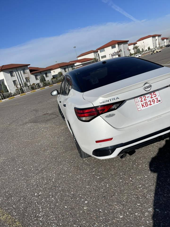 نيسان سنترا24
Sr توكلر 
بدون صبغ فقط بارد 
كشن حار 
رادار امامي خلفي جانبي 
مسار قياده
تبريد شاشة
اشاره بالمرايه 
3 انظمة 
سقف اسود بلاد 
تواصل عل الخاص او عل الرقم
***********
