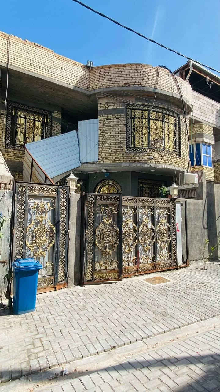 بيت للبيع دور الصحه كاع ابو عبيد خلف الريان سنتر طابو زراعي كفاله طابقين 200م الشارع عرضه 7 امتار المقرنص ماي ومجاري منطقه جدا راقيه والشقتين الفوك كل شقه غرفه وصاله ومطبخ وصحيات وحده منهم بيهه درج ع سط
بيت للبيع دور الصحه كاع ابو عبيد خلف الريان سنتر طابو زراعي كفاله طابقين 200م الشارع عرضه 7 امتار المقرنص ماي ومجاري منطقه جدا راقيه والشقتين الفوك كل شقه غرفه وصاله ومطبخ وصحيات وحده منهم بيهه درج  سطح شقتين فوك درج خارجي والجوه غرفتين صحيات مطبخ صاله استقبال كراج السعر250وبي مجال استفسار خاص


**إذا كنت صاحب هذا الإعلان وتريد حذفه لأي سبب، رجاءا أرسل رسالة إلى الدعم الفني**