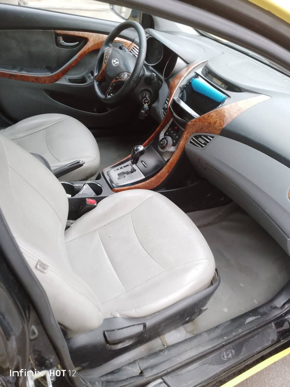 ا
النتره موديل 2013حادثه بيبان اثنين امبدلات من امريكا 
كير صدر تخم تاير تبريد ثلج دتفئه فول السياره عده البصمه محرك 2000دوش المرغوب هيئة وغرامات كله مصفره بأسمي تحويل ثاني يوم وبعد بيه مواصفات عارضه 95وبيه مجال حك الجيه للاستفسار ***********مكاني بغداد سبع ابكار
