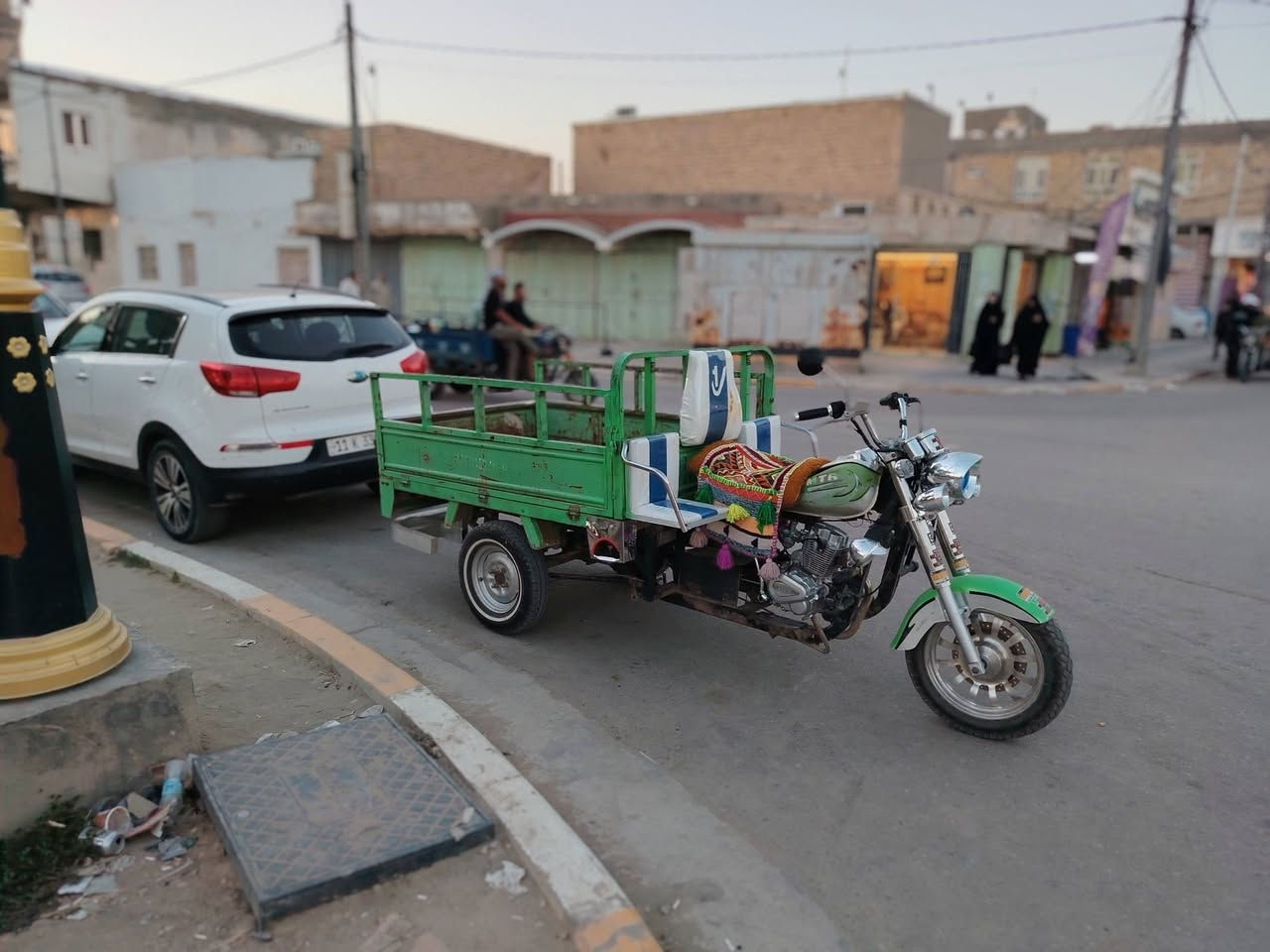 سلام عليكم سوته للبيع تفاحيه موديل 2020 وكيلها الجنابي
ستوته هستوها معمره كامله مكمله مكينه 2025 مقدم جديد وتايرات ودبلات البارحه شادهن اكسن لطش دراجه ما عايزه برغي كبل لشارع شاصيها علا وضع البلاد ما مصبوغ دراجه
لا مغسوله ولا رافعها  ستوته خير من الله الشراي 
يخابرني ما متواجد علا النت العنوان الديوانيه الحمزه الشرقي
رقمي ***********
