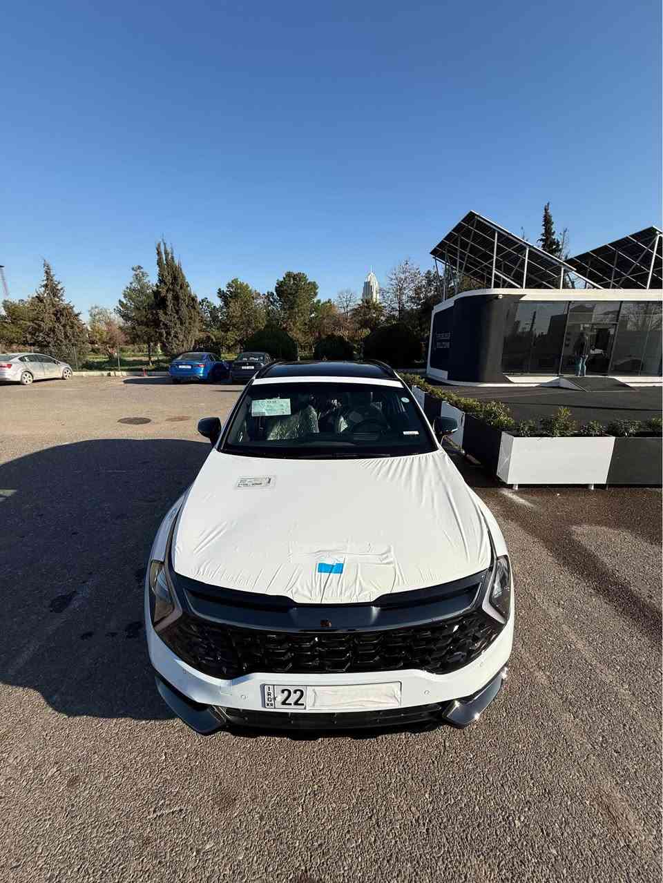 KIA - SPORTAGE - 2024 
- كــيــا ســبــورتـــج / ٢٠٢٤ / خليجي / بلاك ايديشن 
- استـــیـــراد خــاص / premium edition 
- مــــاشـــي / ٨ الف فقط زيروووو + ضمان وكالة NIM
* سعر / ٢٣٥ ورقة 
- مـــواصــــفـــات / فـــول فــــول vip - بانوراما - 
ميحتاج وصف 
- ستيكرات وكالة ممشلوعة و باقية 
- رقـــم / اربـــیـــل بسمي شخصياً 
- مكفول من كل شي دعامية لدعامية 
* مكان / اربيل - 
* رقم تلفون / 
واتساب / ***********
اسياسيل/ *********** أربيل, العراق
