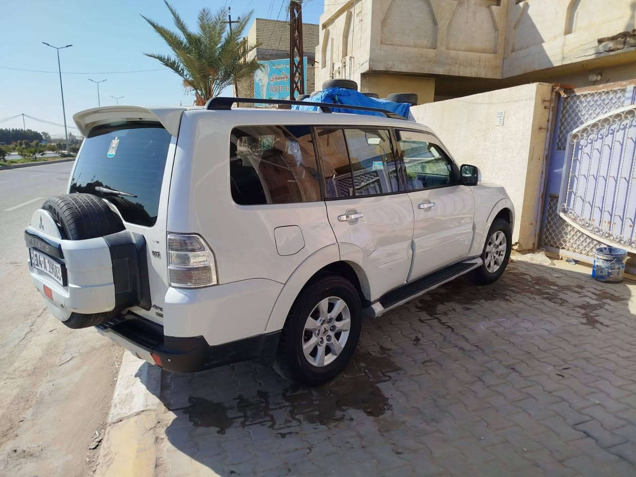 باجيرو مديل 2009حبتور فول فول
رقم بصره بسمي تحويل مباشر رقم انكليزي 
كفاله عامه بس جاملغ امامي بي شخط وصبغته والباقي كفاله السعر 112 بيع مستعجل ماكو هيج سعر
1فتحه
2تحكمات 
3دمام 
4جلد اسود ملكي 
5مكينه 3500
6تخم تاير 
7مري شفط 
8جرس بل 120
9طسه ماعالجه 
حداديه جديده 
حساسات 
12سماعه 
نضام دفلوك 
سياره فول خنك 
مكان سياره كربلاء ***********
