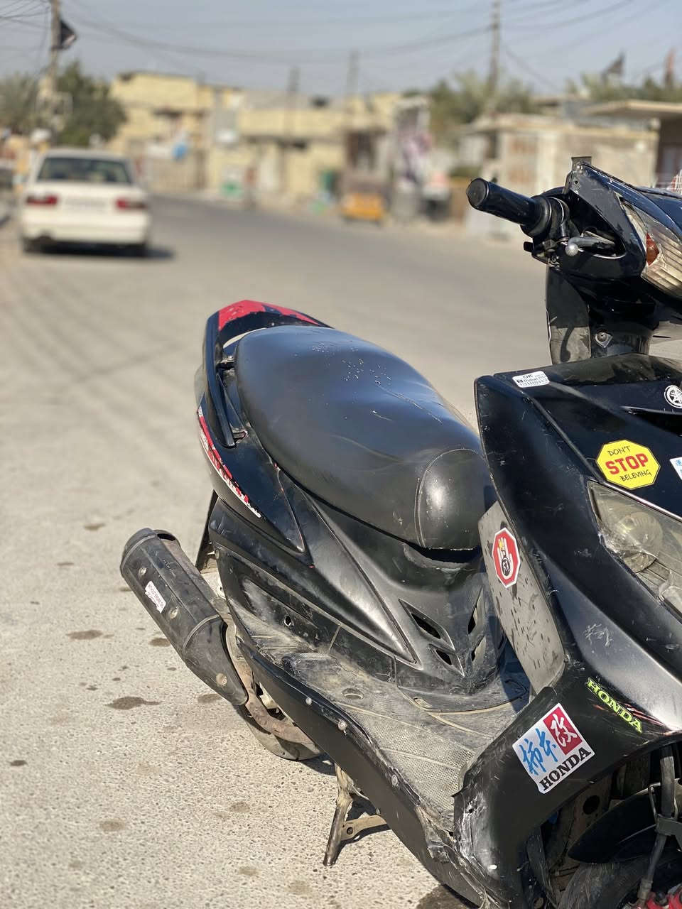 السلام عليكم دراجه سكنس فحل كابريتر مفتوحه بس ولفات مره وحده بس سلف هندر شلعه معدل كامله مكمله السعر ٤٥٠ وبيها مجال المكان بغداد حي النصر الاستفسار خاص رقمي***********
