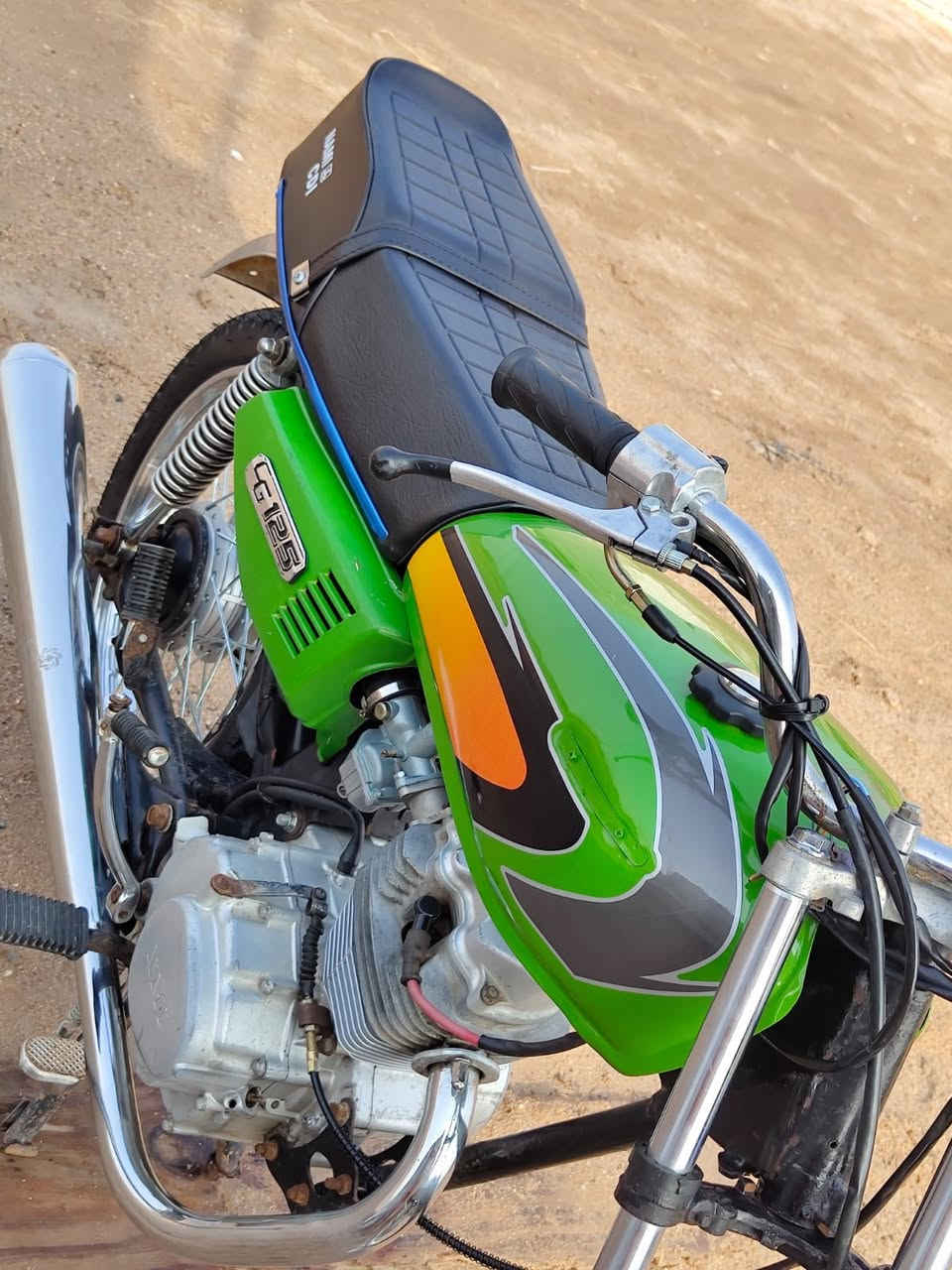 ‏سلام عليكم إخوان دراجة للبيع مكينة نعمة دراجة نظيفة كلش حلوة المكان البصرة أو الخصيب هذا رقمه وشراء بخدمتك السعر 450 وبيها مجال قليل ***********￼
