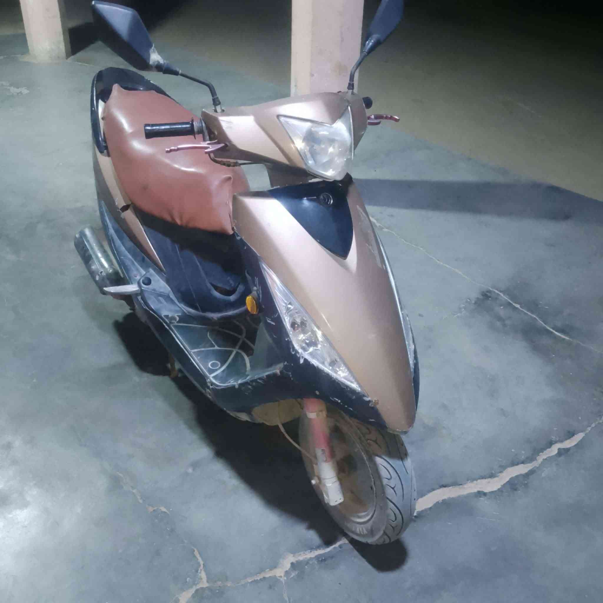 #للبيــع
سايم رص نوزل بدون اوراق كهربائيات كلها شغاله مابي نقص محرك مجفت مكانــه/القريه العصريه


**إذا كنت صاحب هذا الإعلان وتريد حذفه لأي سبب، رجاءا أرسل رسالة إلى الدعم الفني**