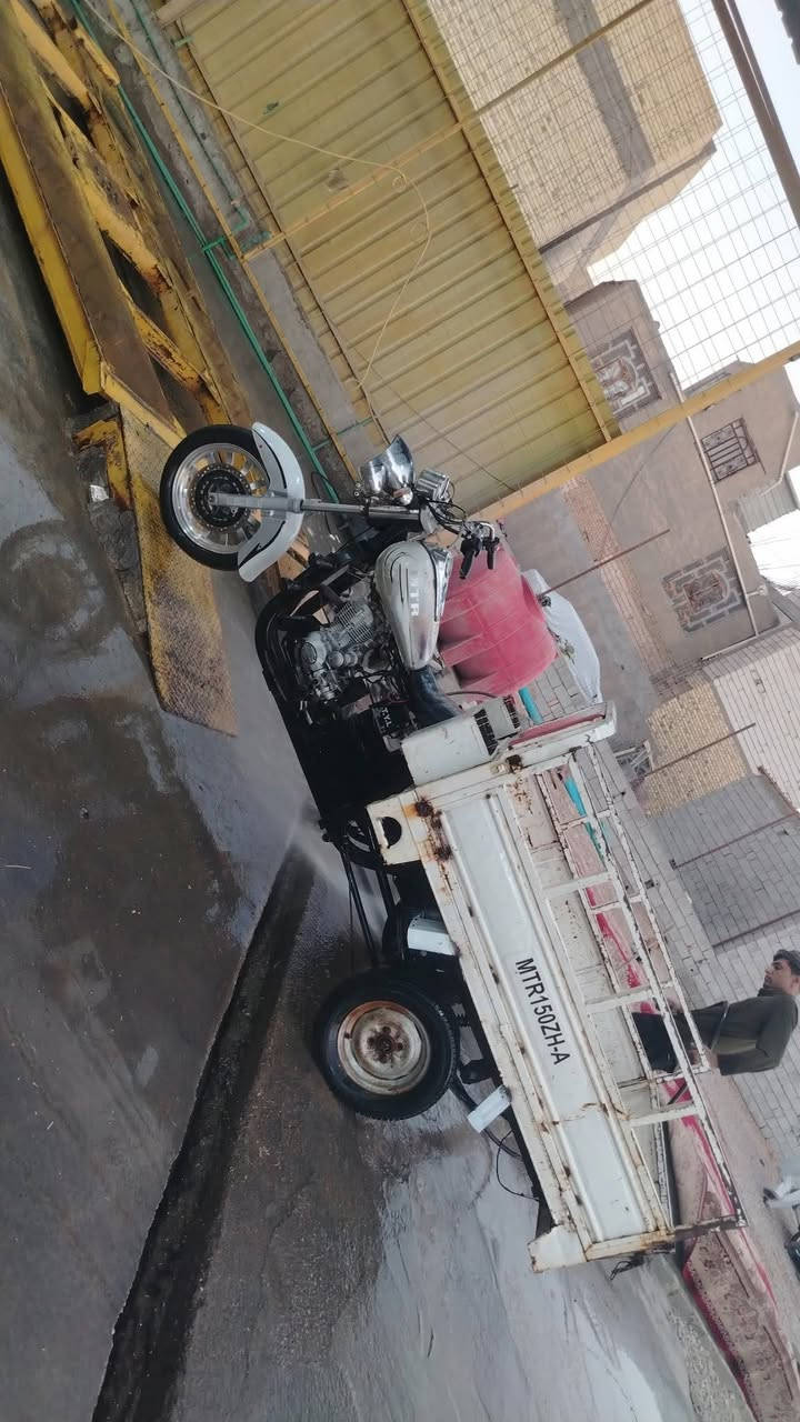 سلام عليكم ستوته للبيع شاصي مكفول كفاله عامه  بدي نضيف محرك نضيف دراجه جاهزه من كلشي نكره سلف مكان نجف مشخاب  اوراق مكاتبت مكتب السعر 1250 وبيهه مجال  ***********
